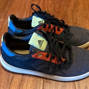 Men’s/Boys Adidas Five Ten Stealth Shoes size 7